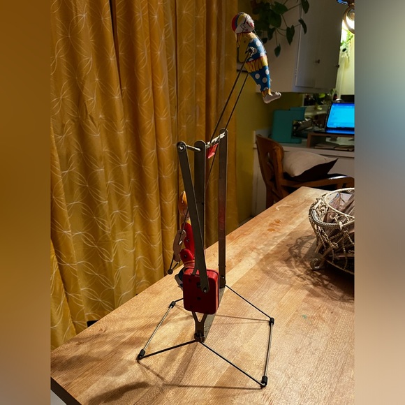 Antique 1930s TIK-TAK Circus Metal Tin Acrobat Boy Swinging Clown Wind-Up Toy - Picture 7 of 7